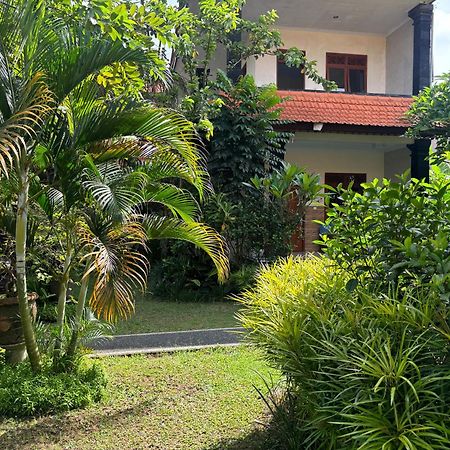 Swan Inn Ubud  Exterior photo