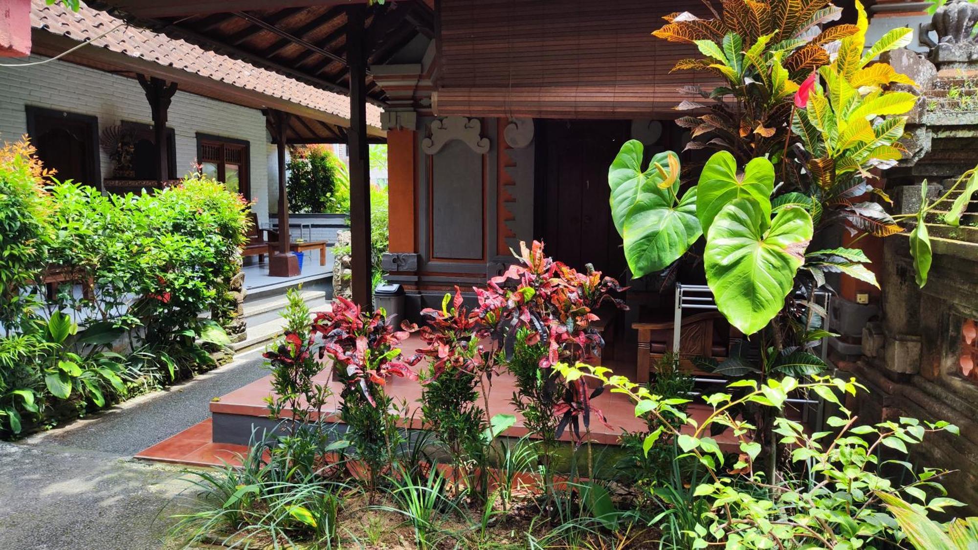 Swan Inn Ubud  Exterior photo